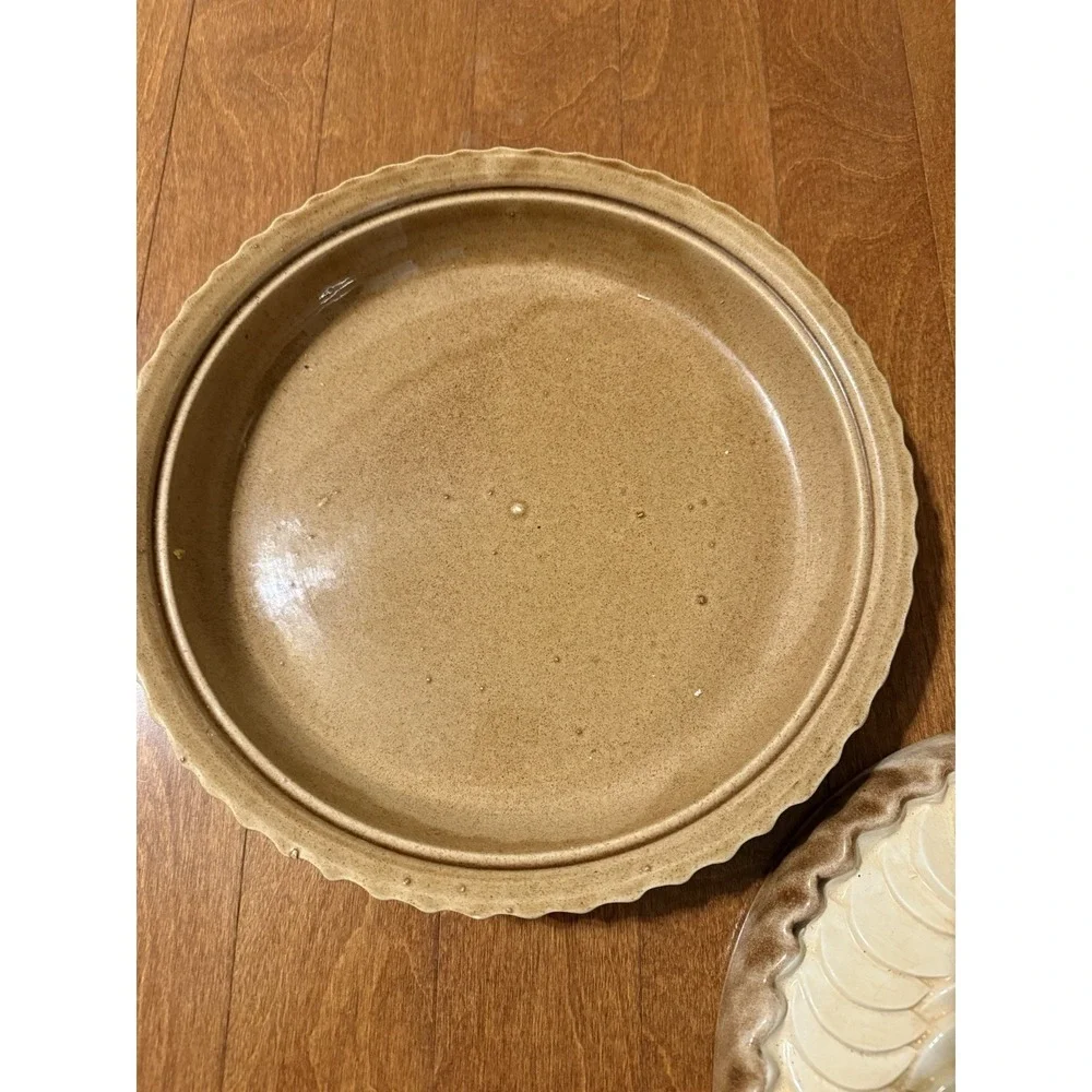 Vintage Ceramic Apple Pie Plate w/ Cover Lid Handed PaintServeware/Bakeware 12x5